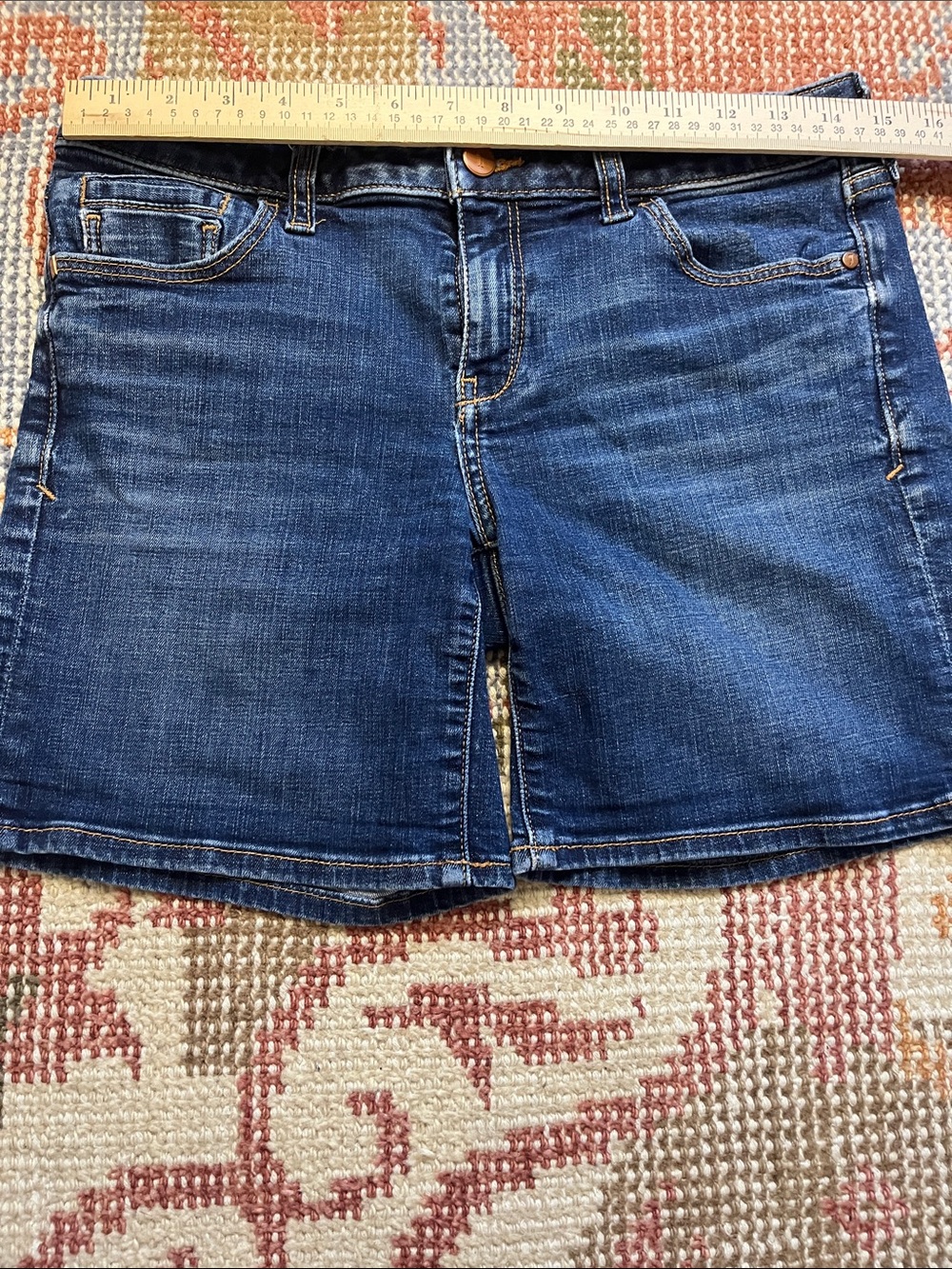 Pilcro and the Letterpress Anthropologie Denim Shorts Size 27 Blue EUC - Picture 2 of 9